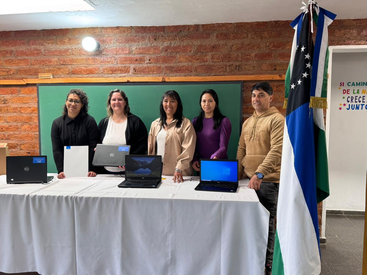 ITS Valcheta - Donación Fundación YPF